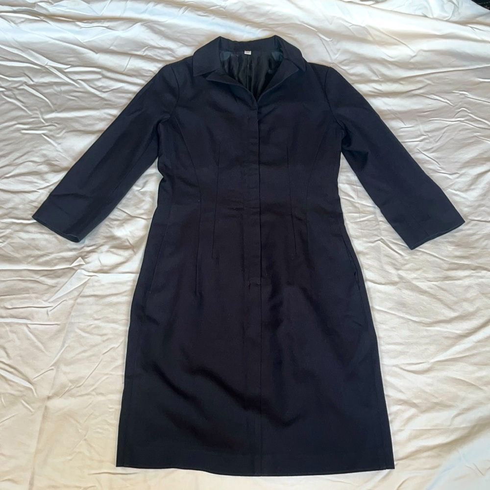 Uniqlo navy structured 3/4 sleeve dress with pockets